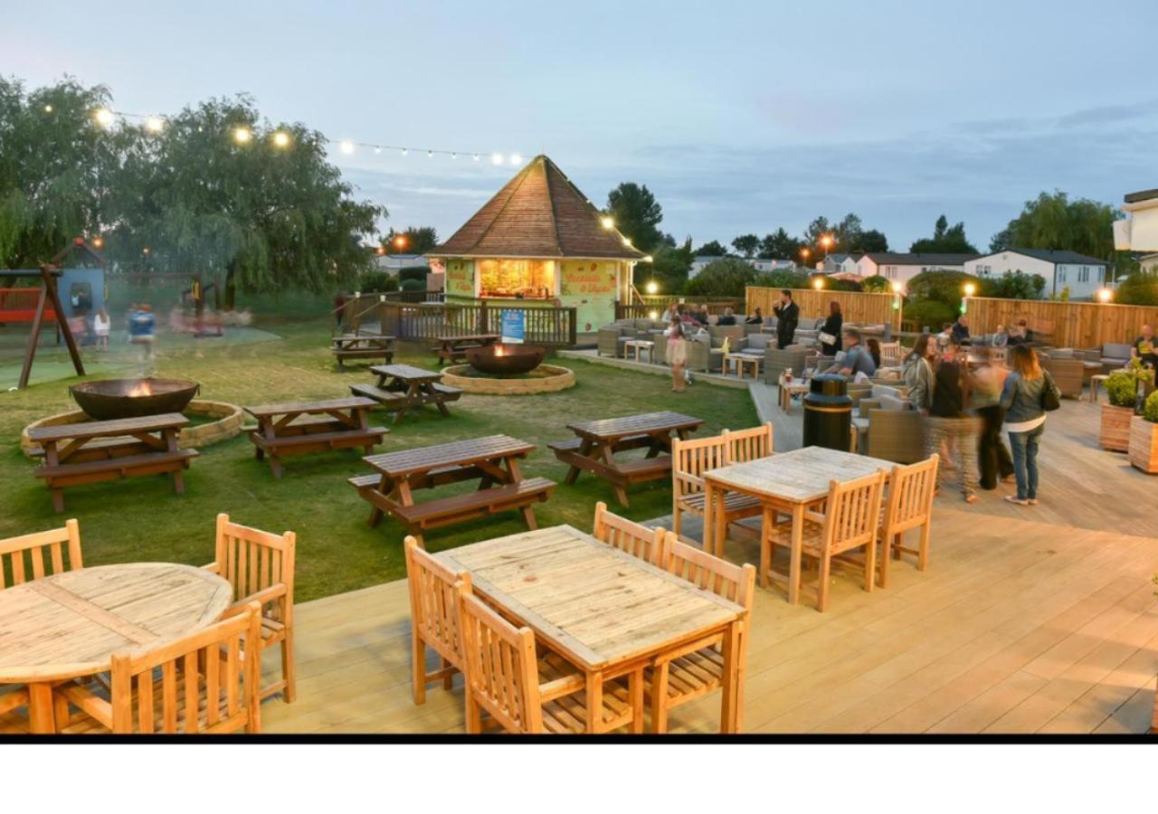 Private Rented Caravan Situated At Southview Holiday Park Winthorpe  エクステリア 写真