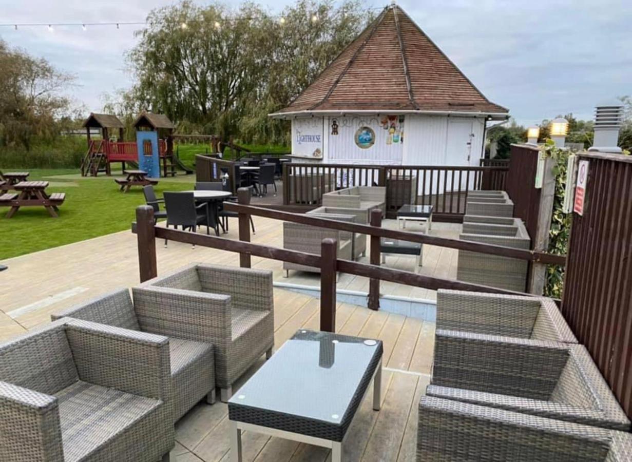 Private Rented Caravan Situated At Southview Holiday Park Winthorpe  エクステリア 写真